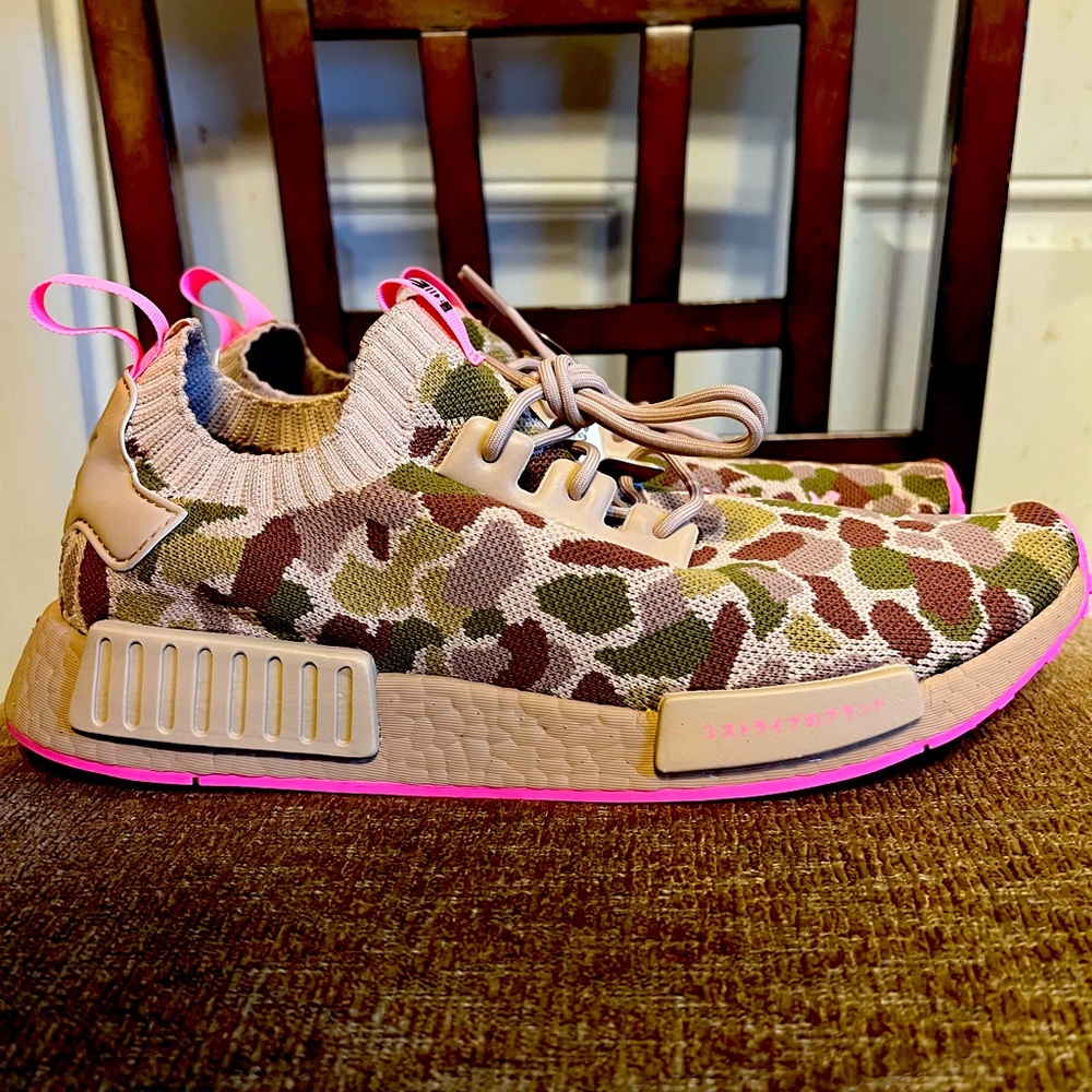 Brand New men’s adidas NMD R1 Duck Camo Primeknit shoes size 9.5 no box